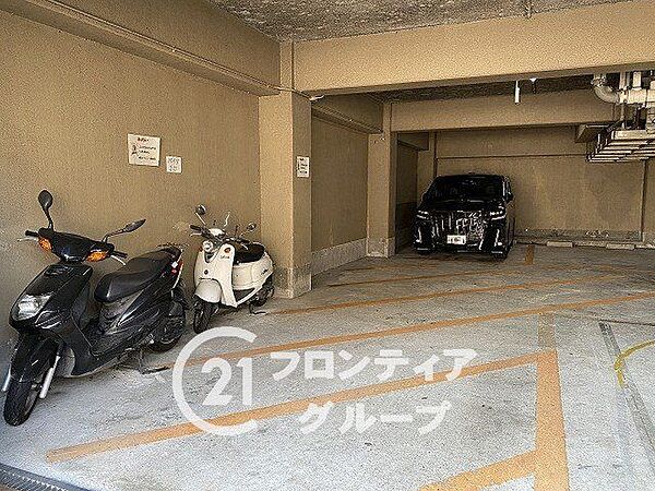 駐車場を拡大表示