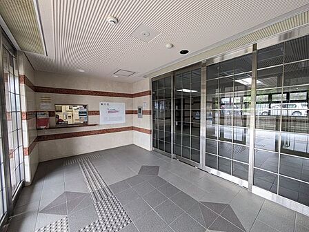 写真だけではわからない採光・広さ・周辺環境の実感は、実際に足を運んでみることが一番です。ご見学はいつでもご予約いただけます