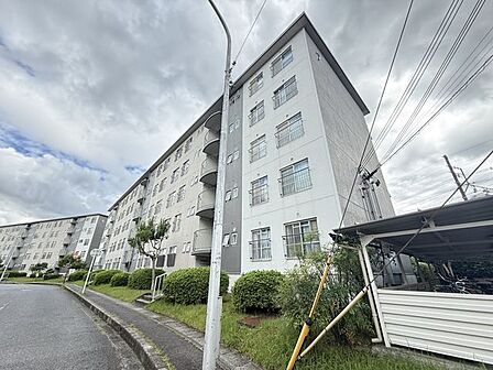 資金計画や住宅ローンのしくみなど、購入前に知っておきたいことをわかりやすくご説明しています。まずはお気軽にお問い合わせください