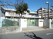 神松保育園よく食べよく遊ぶ子ども ・自分で考え行動しようとする子ども ・思いやりや、やさしい気持ちが持てる心豊かな子どもへの成長を願っています。 240m