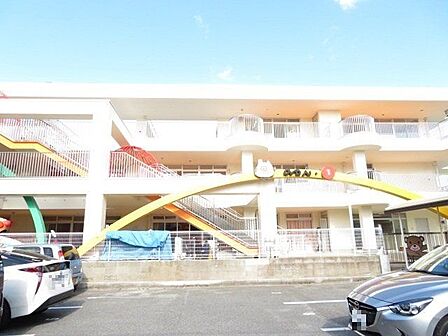 葵第一幼稚園幼保連携型認定こども園1歳から年長まで入園できます。 480m