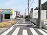 外観：マンション北側前面道路です。