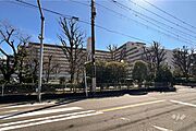 JR京浜東北線「西川口」駅まで徒歩18分です。コンビニや買い物施設も充実しています。