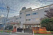 成増小学校[公立]の外観