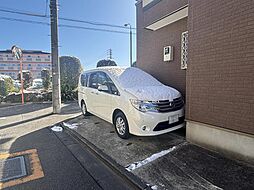 駐車スペース二台分あり！