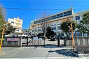 十二月田小学校[公立]の外観