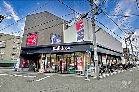 東武ストア(本蓮沼駅前店)の外観