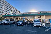 マルエツ(赤羽台店)の外観