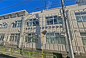 上板橋第三中学校[公立]の外観