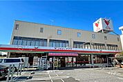 コモディイイダ(仲町店)の外観