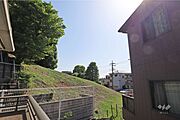 バルコニーからの眺め（南西方向）［2026年5月18日撮影］