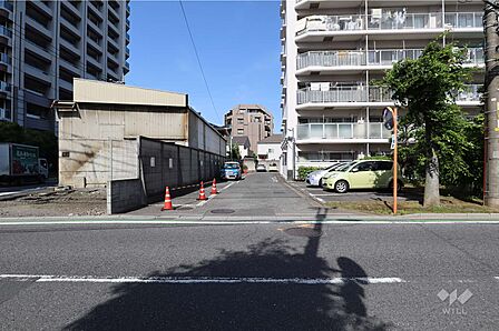 駐車場の出入口
