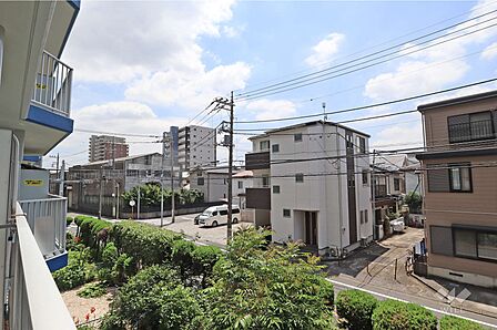 バルコニーからの眺め（南東方向）［2026年7月9日撮影］