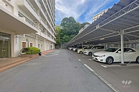 敷地内駐車場(屋外平面式)