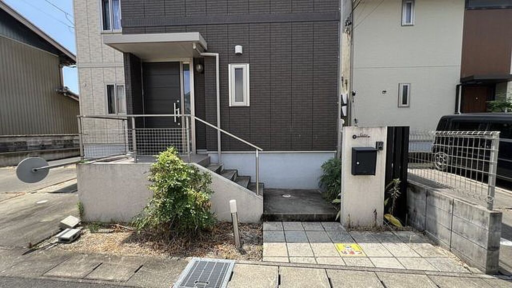 detached 三重県員弁郡東員町大字北大社