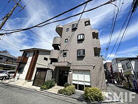 Ｖｉｌｌａ　Ｖｅｒｄｅ  ｜ 大阪府豊中市庄内西町3丁目16-7（賃貸マンション1K・2階・23.00㎡） その1