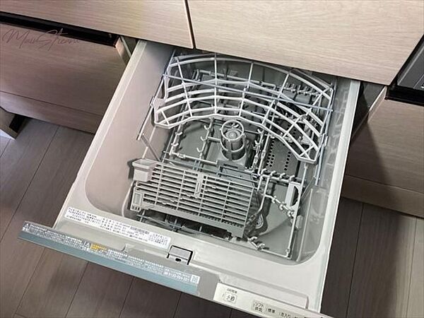 apartment 東京都千代田区岩本町2丁目9-11
地図を見る