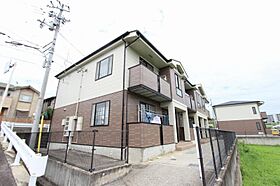 香川県高松市牟礼町牟礼1477番地1（賃貸アパート2LDK・2階・64.43㎡） その1