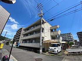 香川県高松市宮脇町一丁目11-5（賃貸マンション1K・2階・23.70㎡） その1