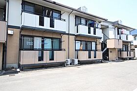 香川県高松市円座町1660-1（賃貸アパート1LDK・1階・42.02㎡） その1