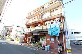 香川県高松市松島町二丁目5-40（賃貸マンション1K・2階・26.53㎡） その1