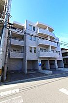 香川県高松市松島町二丁目14-34（賃貸マンション3LDK・1階・63.22㎡） その1