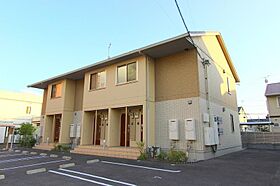 香川県高松市屋島西町2320-10（賃貸アパート1LDK・1階・40.28㎡） その1