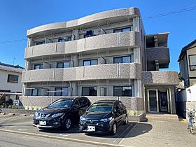 香川県高松市多賀町三丁目7-16（賃貸マンション1K・1階・25.50㎡） その1