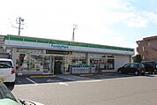 ファミリーマート高松東バイパス店