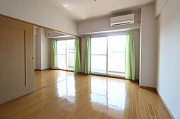 プロスパー三条 3LDKの写真
