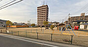 伏石南公園
