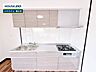 キッチン：お住まい購入に向けての『質問』・『疑問』。具体的に何を準備をして進めたらいいのか？些細な事でも何でも質問して下さい。安心してお住まいが購入出来るようサポート致します!