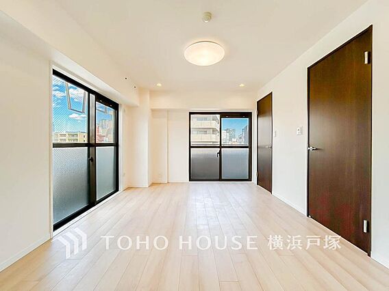 「Room」大...