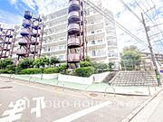 「Appearance」流行に左右されず、将来にわたって価値が継続する「上質」な佇まい。おしゃれな雰囲気や自然の潤い、親しみやすさといった個性を、街に新たな価値をもたらし続ける。
