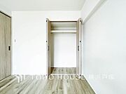 【Storage】暮らし心地を大きく左右する収納を、適材適所に配置し使い勝手を考慮しました。空間を余すところなく有効利用した収納は生活空間をより上質なものにしてくれるでしょう。