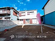 忙しく過ぎゆく日常を置き去るほど、ゆったりした時間が流れる住環境。『快適』は「家」と「街」と「環境」が調和した時に訪れるだと改めて感じさせてくれます。ここに住む「贅沢」を感じて（2025年12月撮影）