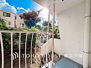 【Balcony】めまぐるしく過ぎ行く日々の中でゆったりとした休息と癒しを提供してくれる居住者のプライベート空間。