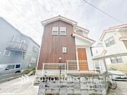 【Appearance】ここから始まる「日常」はご家族にとって大切で貴重な時間。少しでも豊かに、少しでも快適に。そんな想いから生まれた本邸宅は、これから先のお住まいをきっと支えてくれるはずです。
