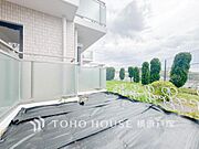 【Garden】お子様がお庭で遊べるのはもちろん、家庭菜園やたくさんの友人を招いてBBQ、楽しみ方がたくさん。