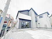 【Appearance】住む人を映し出す洗練された佇まいは、いつまでも輝き続けながらいつしか街の風景に溶け込んでいきます。