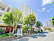 【Appearance】流行に左右されず、将来にわたって価値が継続する「上質」な佇まい。おしゃれな雰囲気や自然の潤い、親しみやすさといった個性を、街に新たな価値をもたらし続ける。