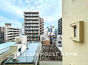 【View】お部屋にも爽やかな風と暖かく柔らかな日差しが差し込み、毎日の暮らしを豊かに彩ります。