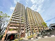 【Appearance】住む人を映し出す洗練された佇まいは、いつまでも輝き続けながらいつしか街の風景に溶け込んでいきます。