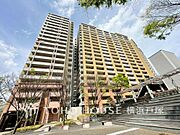 【Appearance】時をこえて輝く美しさ。洗練されたデザインが街並みに溶け込み、圧倒的な存在感を放つ外観