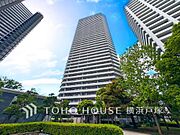【Appearance】住む人を映し出す洗練された佇まいは、いつまでも輝き続けながらいつしか街の風景に溶け込んでいきます。