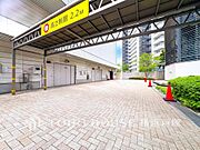 【Car space】敷地内に駐車スペースがあると日々の暮らしのをスムーズに運ぶ事が出来ます。（空き状況はお問合せ下さい）