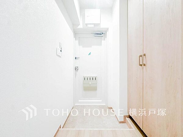 玄関を拡大表示