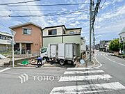 【Appearance】住む人を映し出す洗練された佇まいは、いつまでも輝き続けながらいつしか街の風景に溶け込んでいきます。