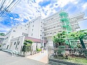 「Appearance」時代の流れに惑わされないシックなカラートーンで街並みに溶け込む外観は、主張し過ぎず、また平凡になり過ぎず絶妙なコントラストで輝きを放ちます。