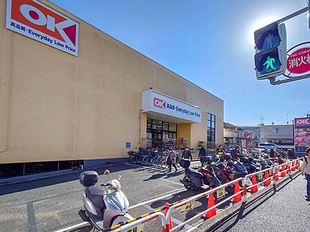 2023年1月オープン!「Everyday Low Price」を合言葉に食料品を中心に豊富な品揃えで、お値打ち価格のお買い物ができると話題のディスカウントストア。週末にまとめ買いもいいですね。